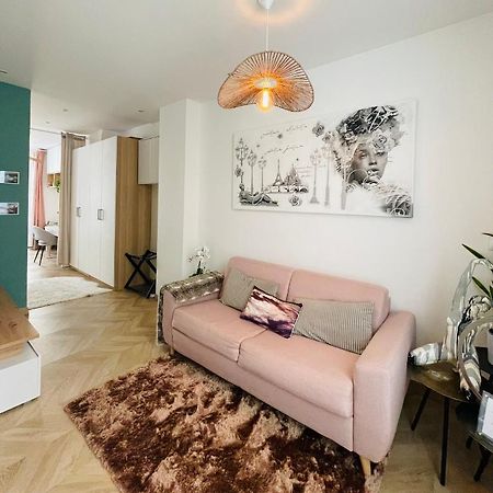 Ferienwohnung Le Nid Douillet De Patricia Paris Exterior foto
