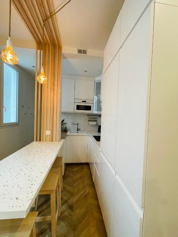 Ferienwohnung Le Nid Douillet De Patricia Paris Exterior foto
