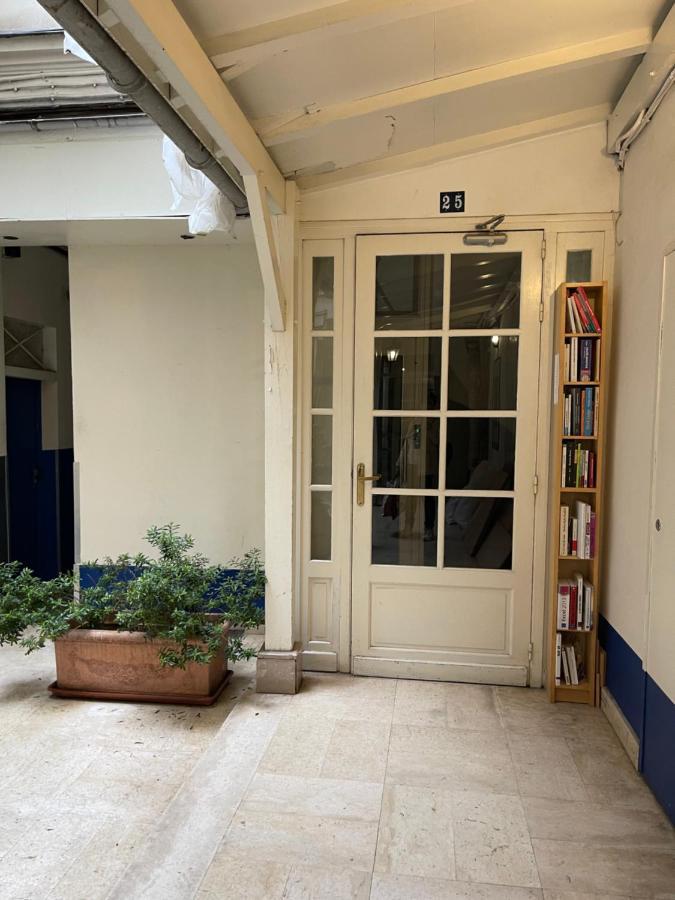Ferienwohnung Le Nid Douillet De Patricia Paris Exterior foto
